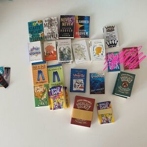 Assorted Mini Brands Books (Choose 5!)